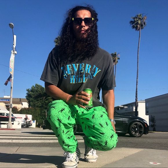 Meet your Posher, Alexis - Picture 3 of 4